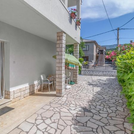 Nice Apartment In Jadranovo With Wifi Ngoại thất bức ảnh